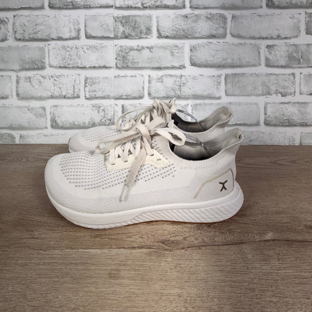 Flux Adapt Runner Knit Athletic Sneakers White Womens 8.5